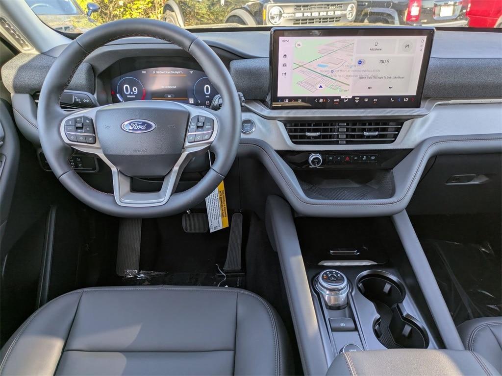 new 2025 Ford Explorer car, priced at $45,901