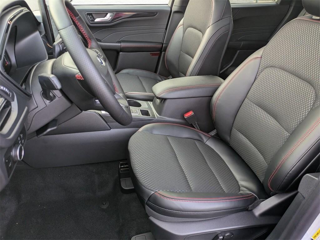 new 2025 Ford Escape car, priced at $35,044