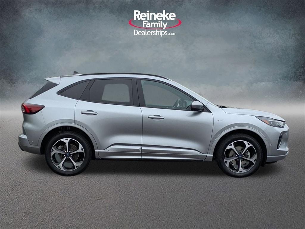 used 2023 Ford Escape car, priced at $28,746