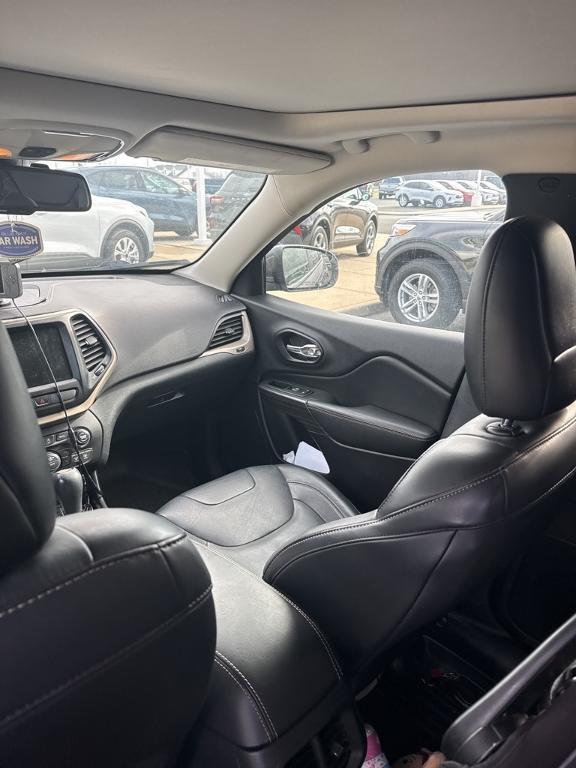 used 2015 Jeep Cherokee car, priced at $8,630