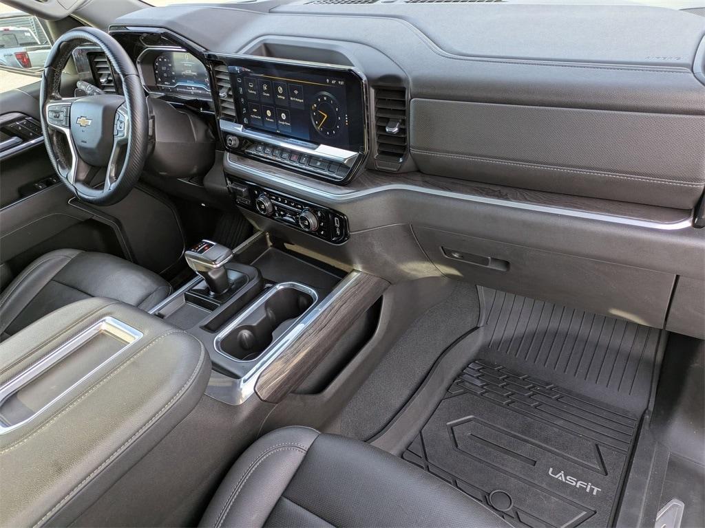 used 2022 Chevrolet Silverado 1500 car, priced at $39,729