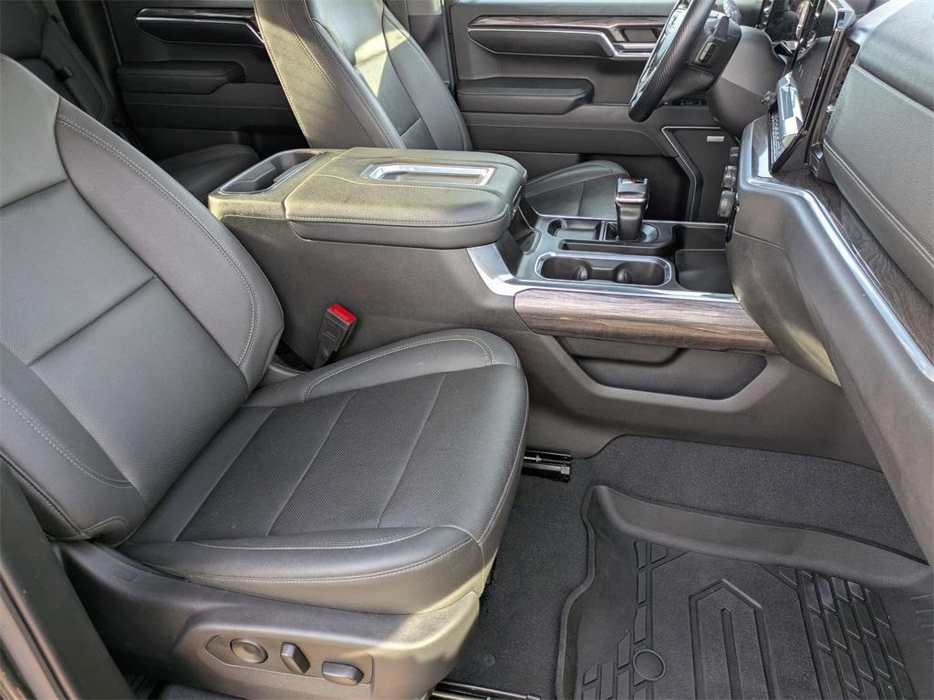 used 2022 Chevrolet Silverado 1500 car, priced at $39,729