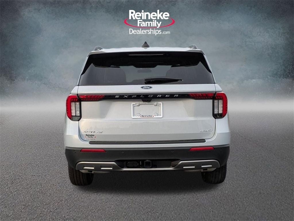 new 2025 Ford Explorer car, priced at $46,205