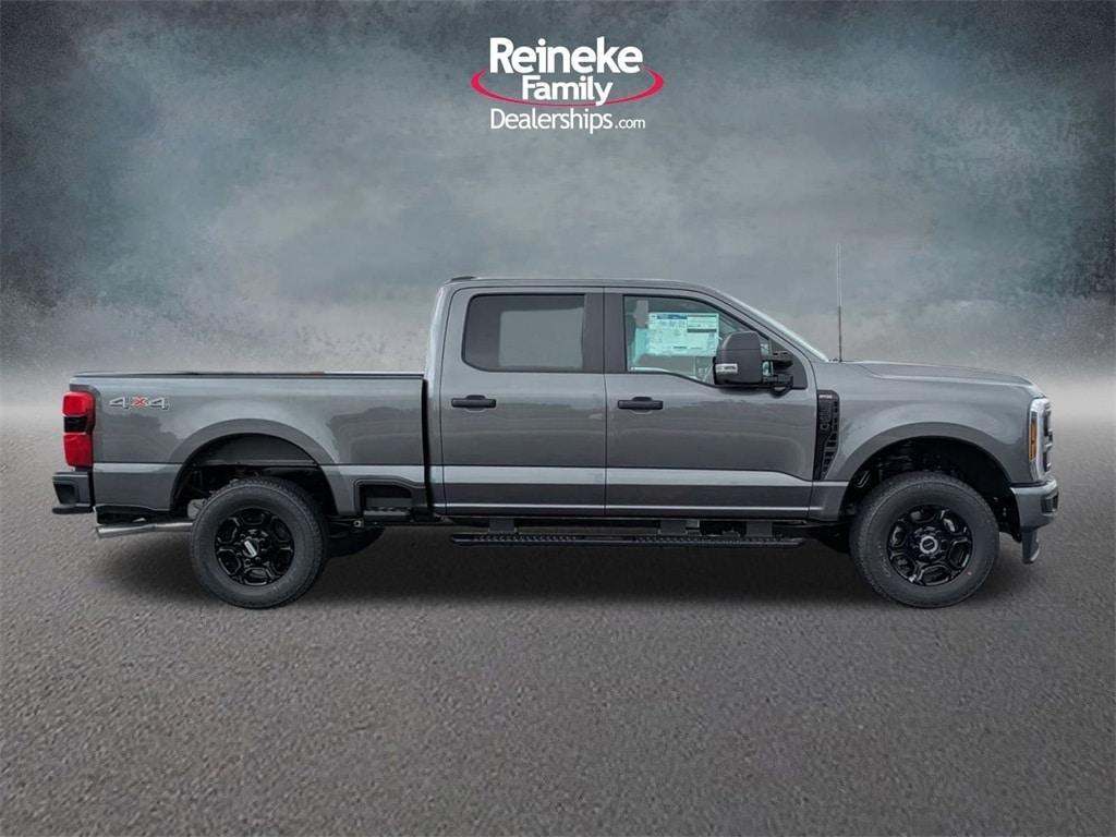 new 2025 Ford F-250 car, priced at $60,010