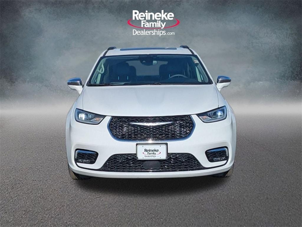 used 2022 Chrysler Pacifica car, priced at $27,760