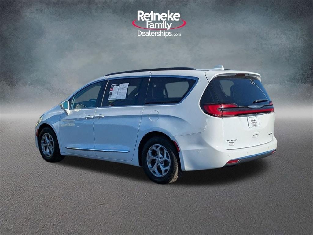 used 2022 Chrysler Pacifica car, priced at $27,760