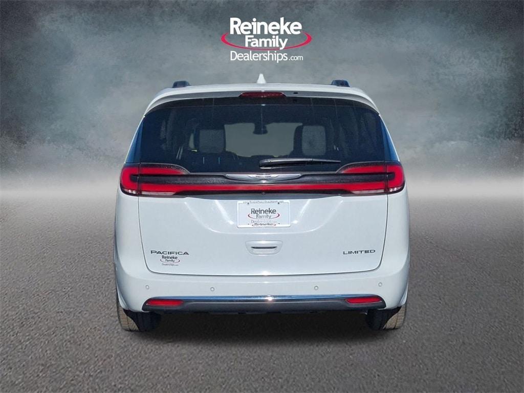 used 2022 Chrysler Pacifica car, priced at $27,760