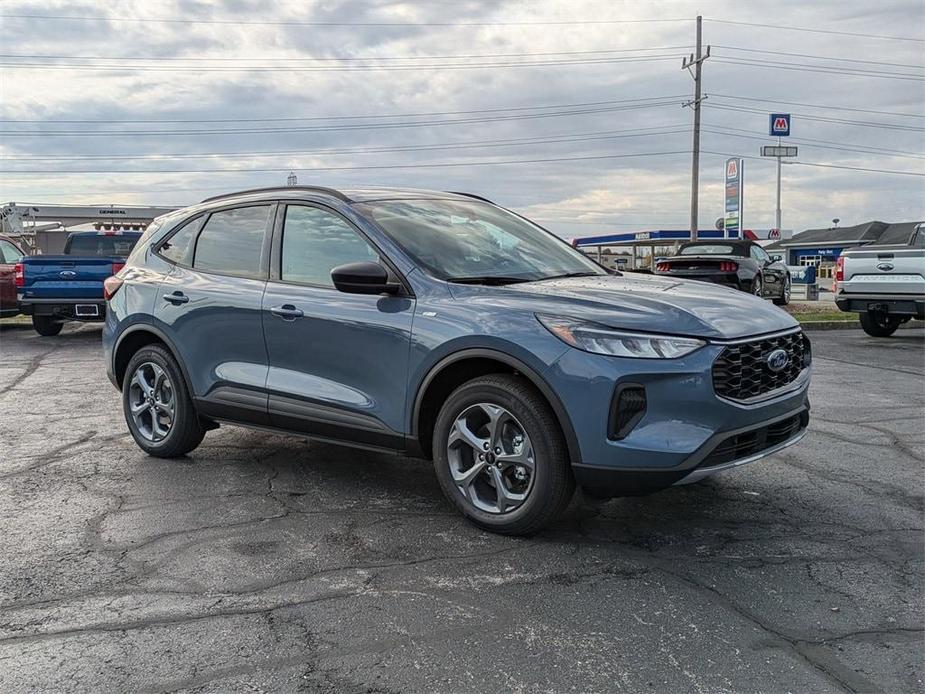 new 2025 Ford Escape car, priced at $34,715