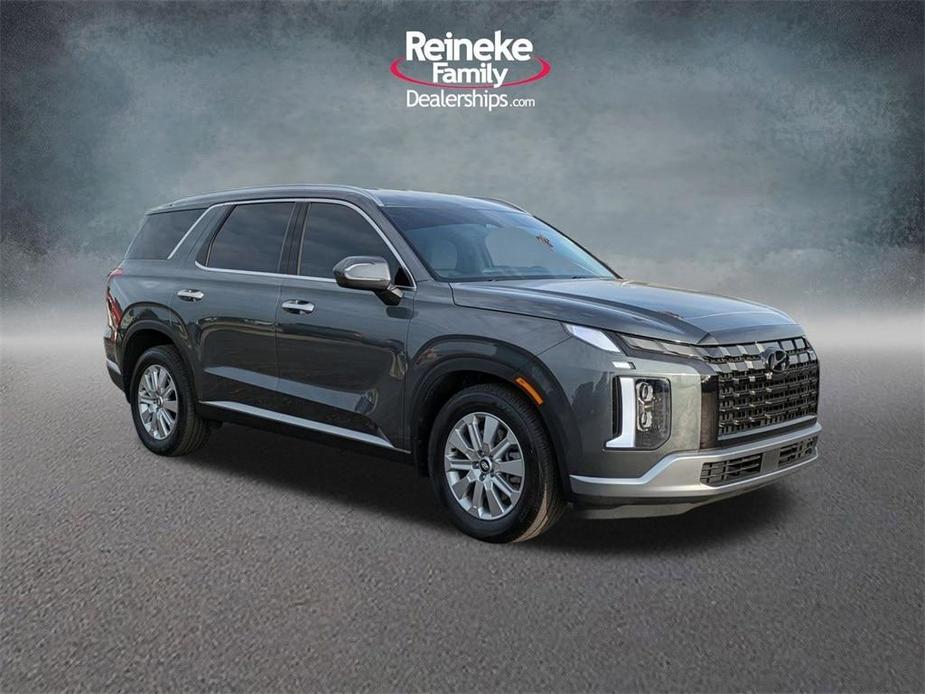 used 2023 Hyundai Palisade car, priced at $34,916