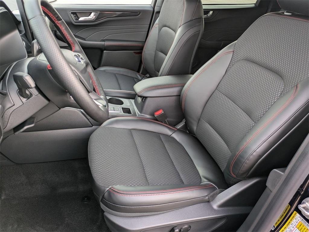 new 2025 Ford Escape car, priced at $35,044