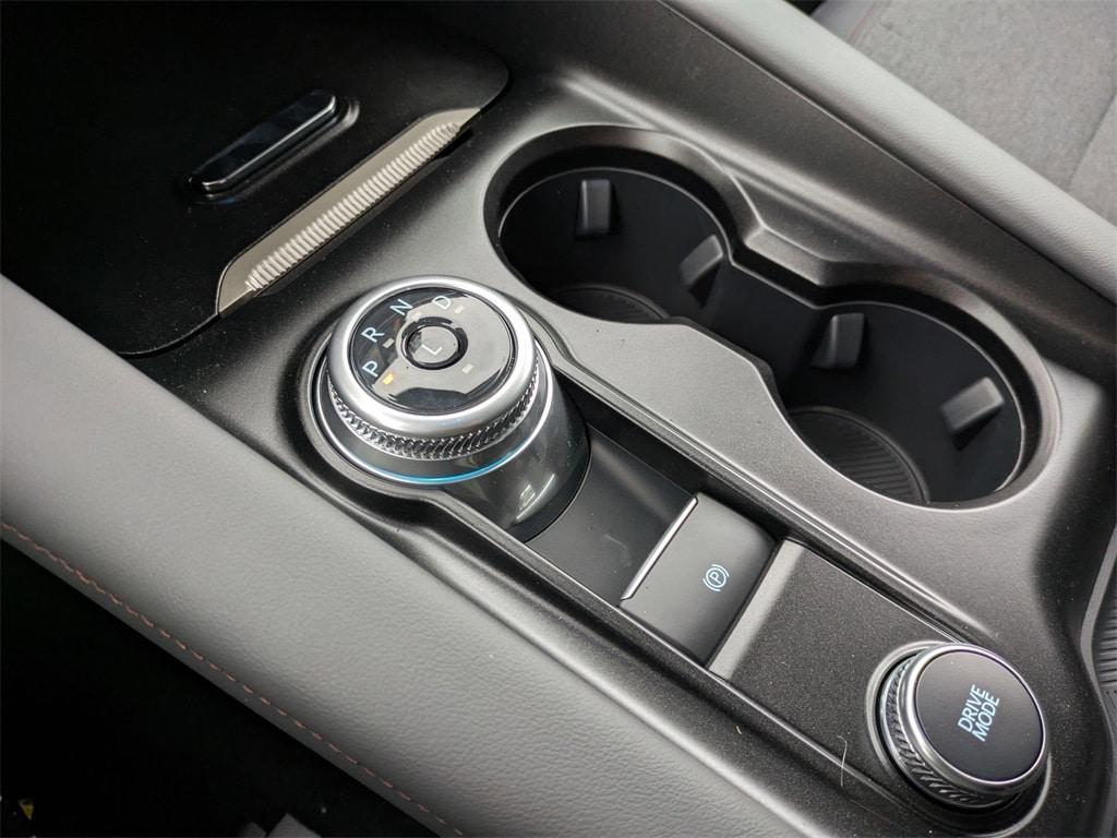 new 2025 Ford Explorer car, priced at $40,731
