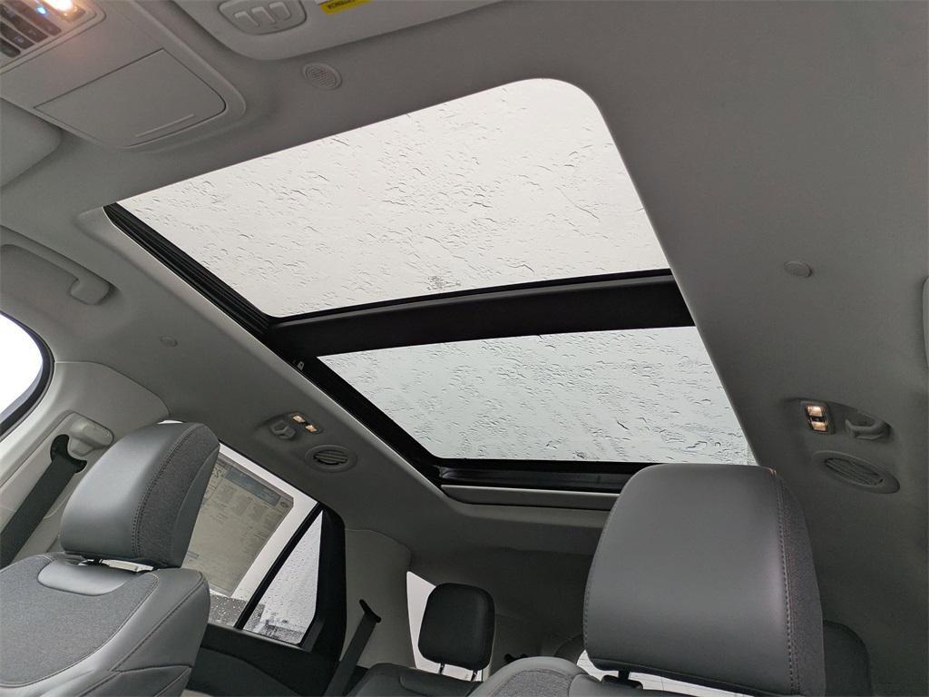 new 2025 Ford Explorer car, priced at $46,671