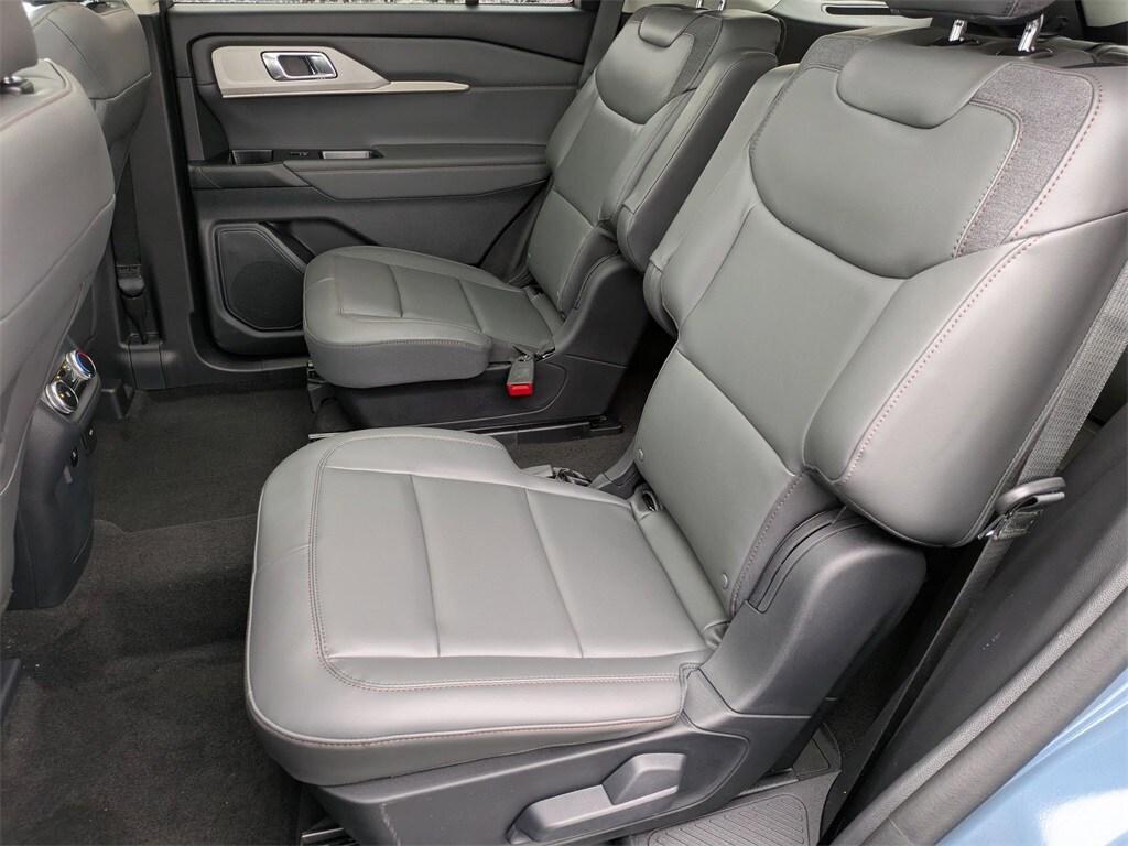 new 2025 Ford Explorer car, priced at $46,671