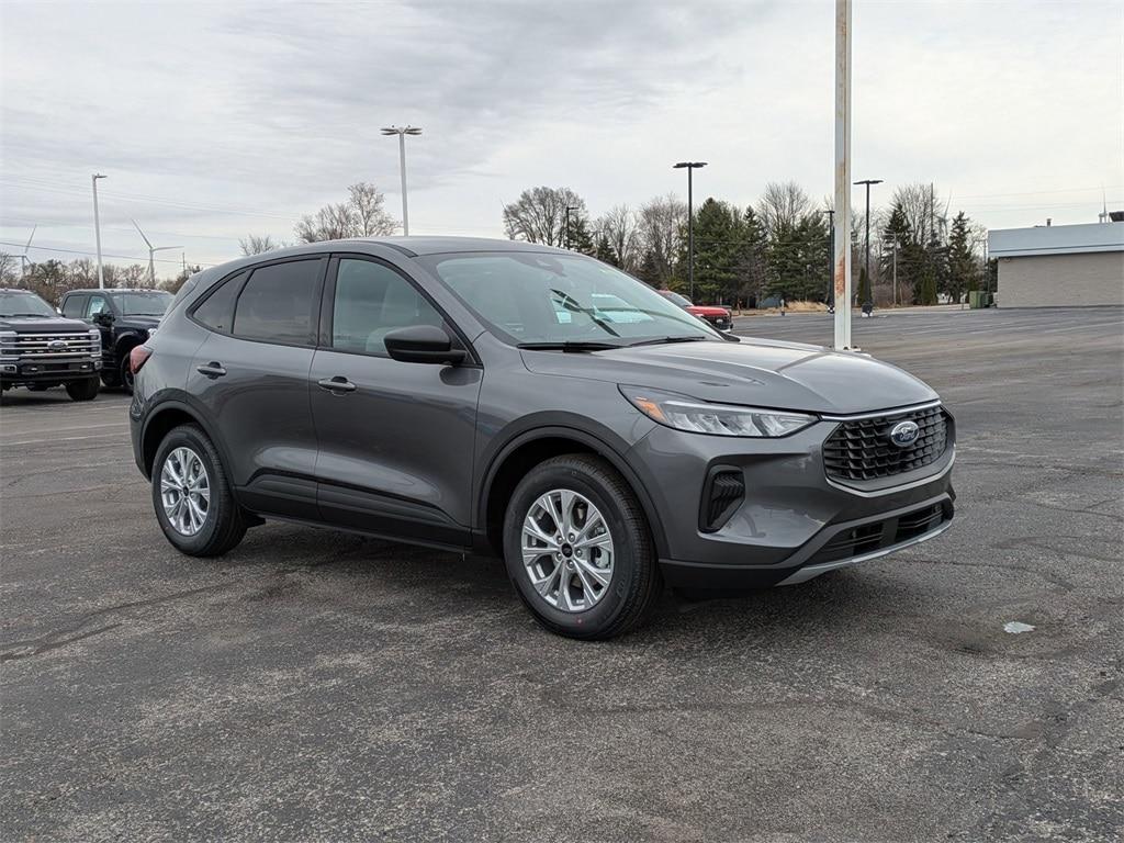 new 2025 Ford Escape car, priced at $29,990