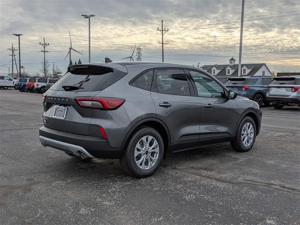 new 2025 Ford Escape car, priced at $29,990