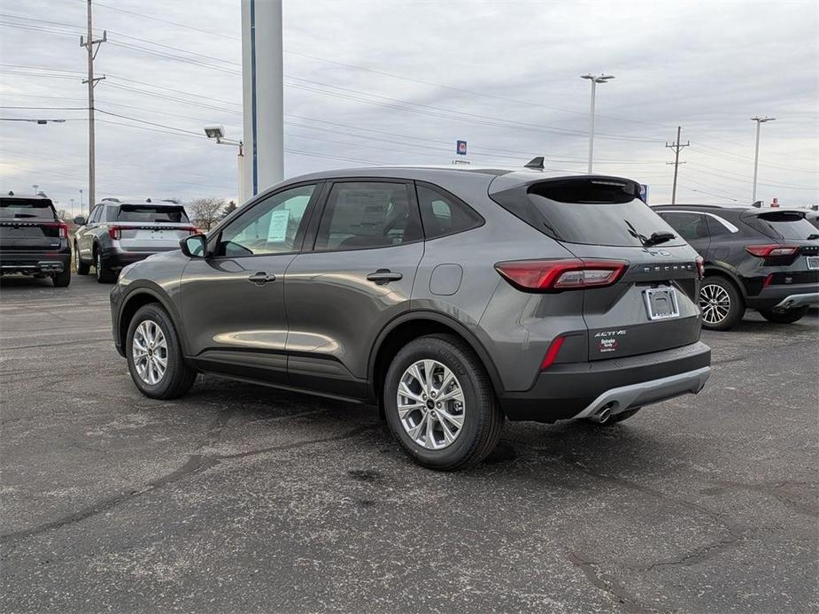 new 2025 Ford Escape car, priced at $29,990