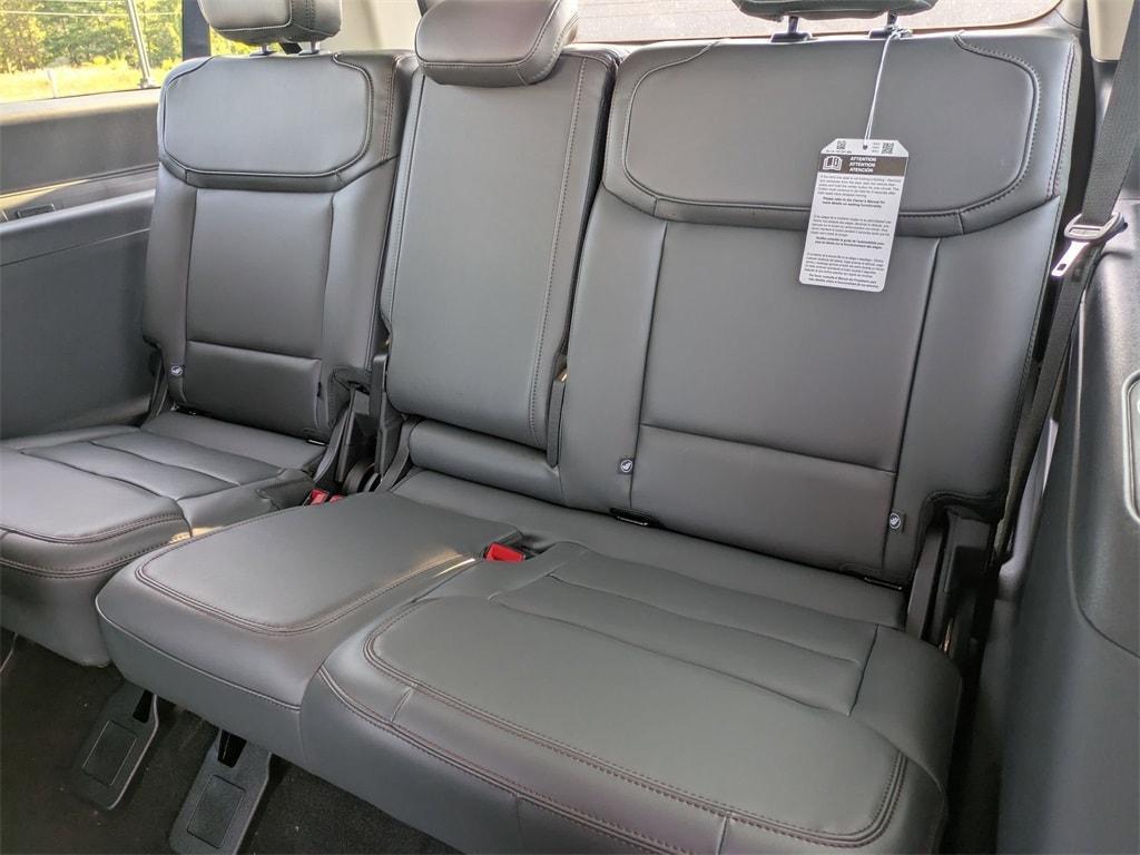 new 2025 Ford Expedition Max car, priced at $69,589