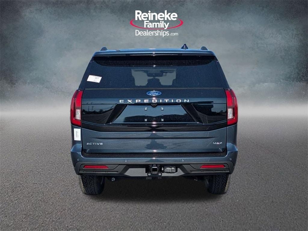 new 2025 Ford Expedition Max car, priced at $69,589