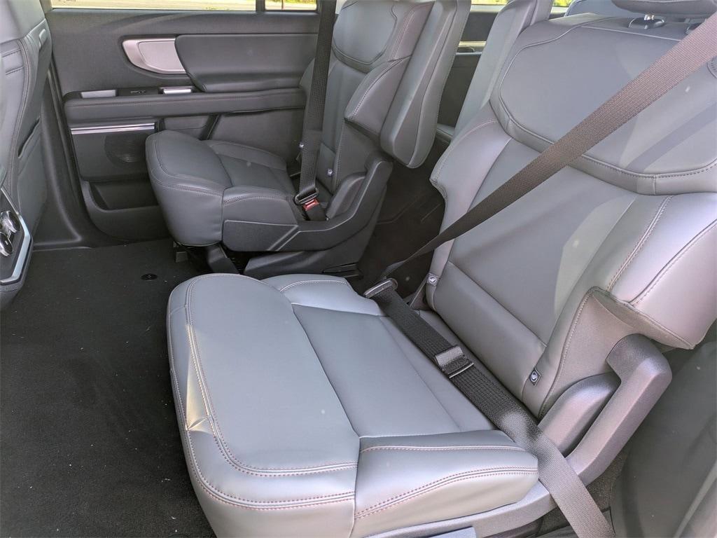 new 2025 Ford Expedition Max car, priced at $69,589