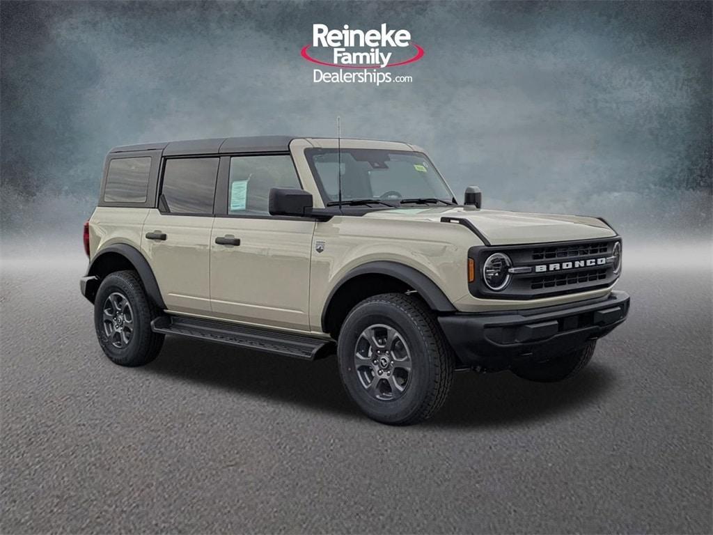 new 2025 Ford Bronco car, priced at $47,411