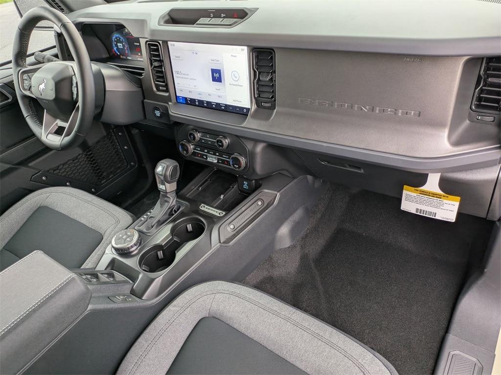new 2025 Ford Bronco car, priced at $47,411
