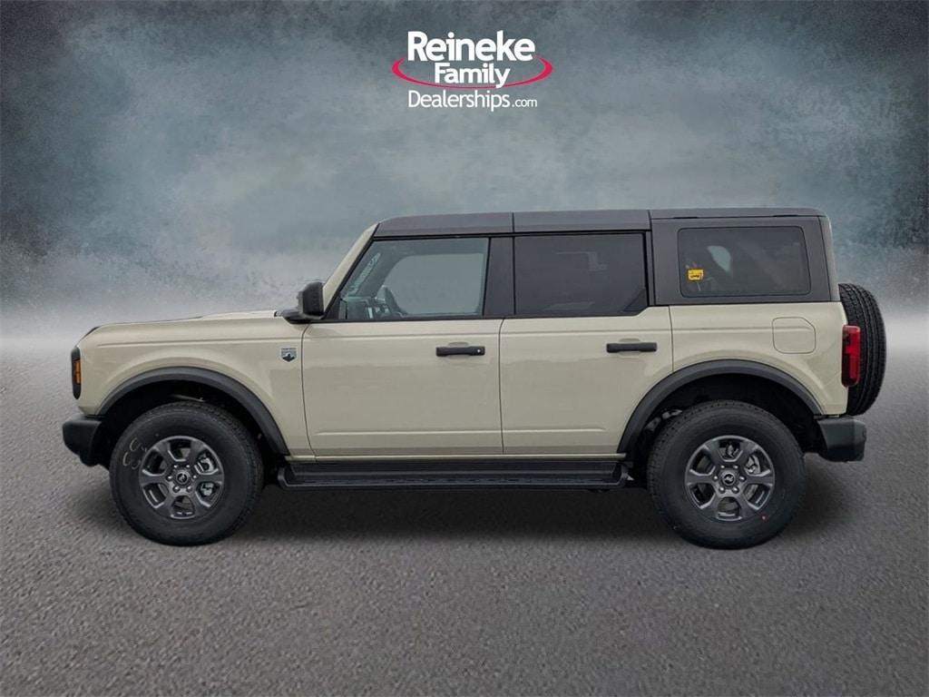 new 2025 Ford Bronco car, priced at $47,411