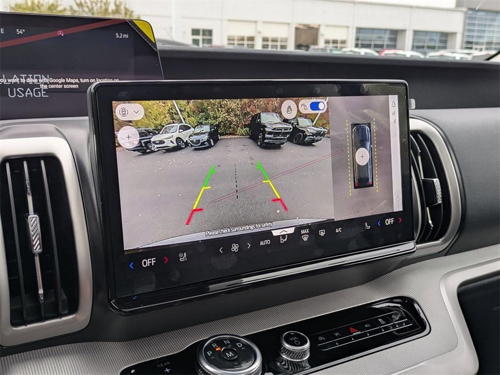 new 2025 Ford Expedition Max car, priced at $70,183