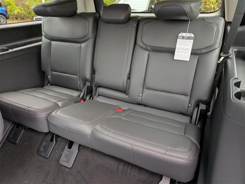 new 2025 Ford Expedition Max car, priced at $70,183