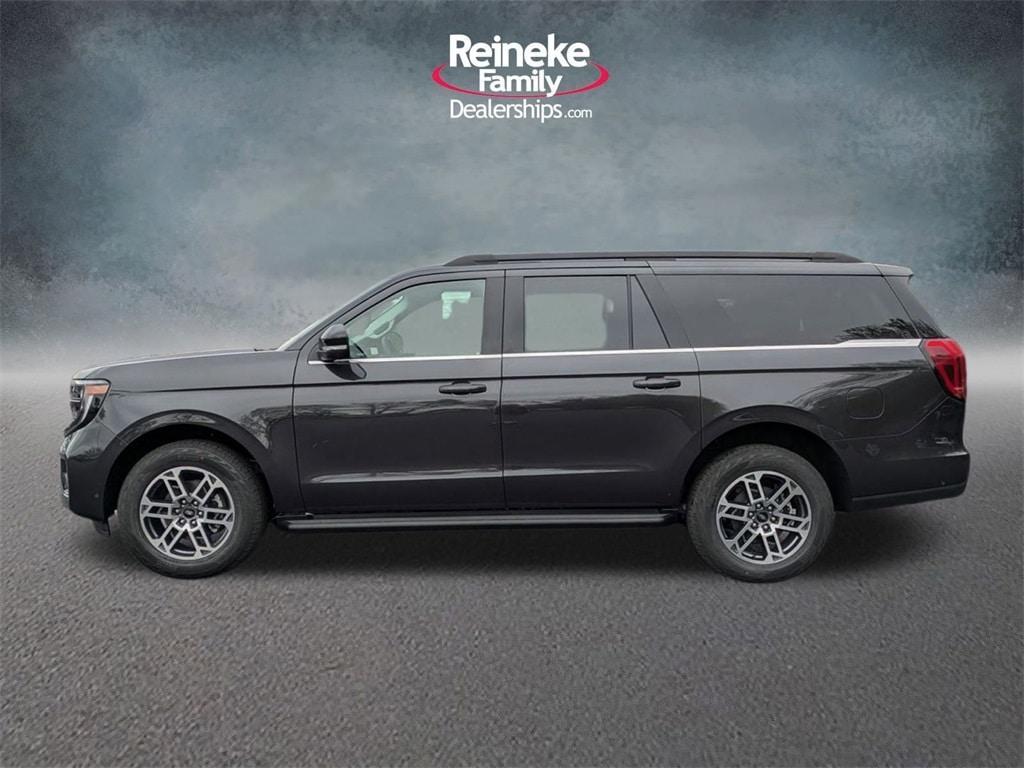 new 2025 Ford Expedition Max car, priced at $70,183