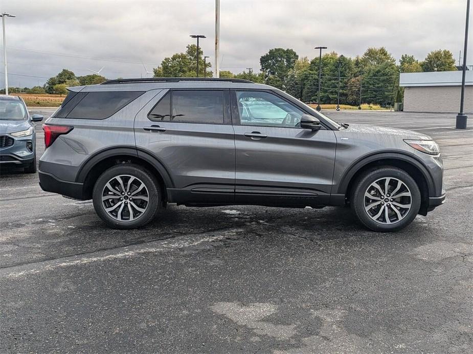 new 2025 Ford Explorer car, priced at $50,005