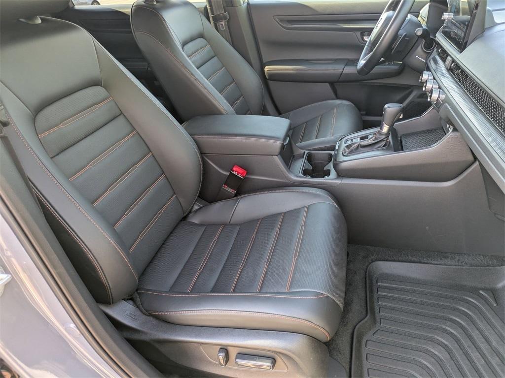 used 2025 Honda CR-V Hybrid car, priced at $36,884