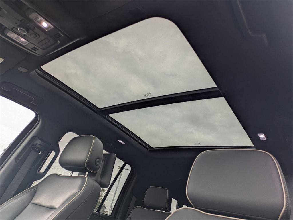 used 2021 GMC Yukon XL car, priced at $39,850