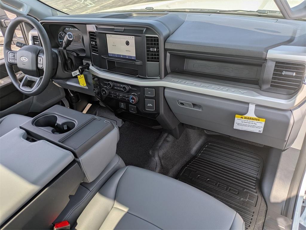 new 2025 Ford F-250 car, priced at $52,635