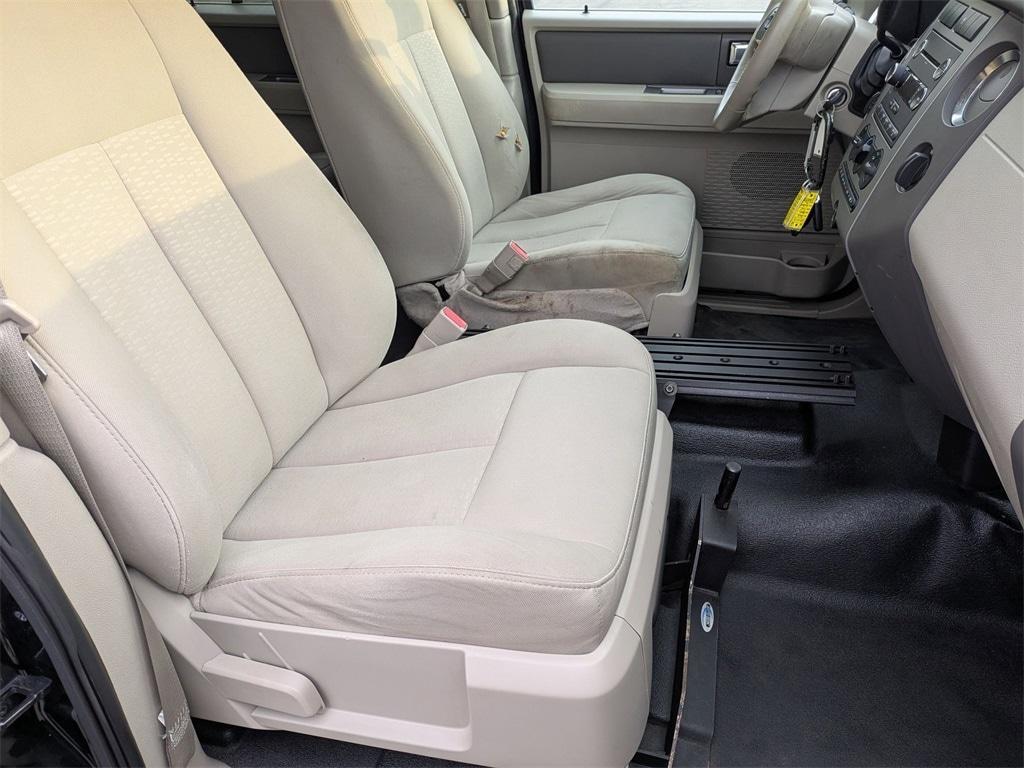 used 2011 Ford Expedition car, priced at $8,750