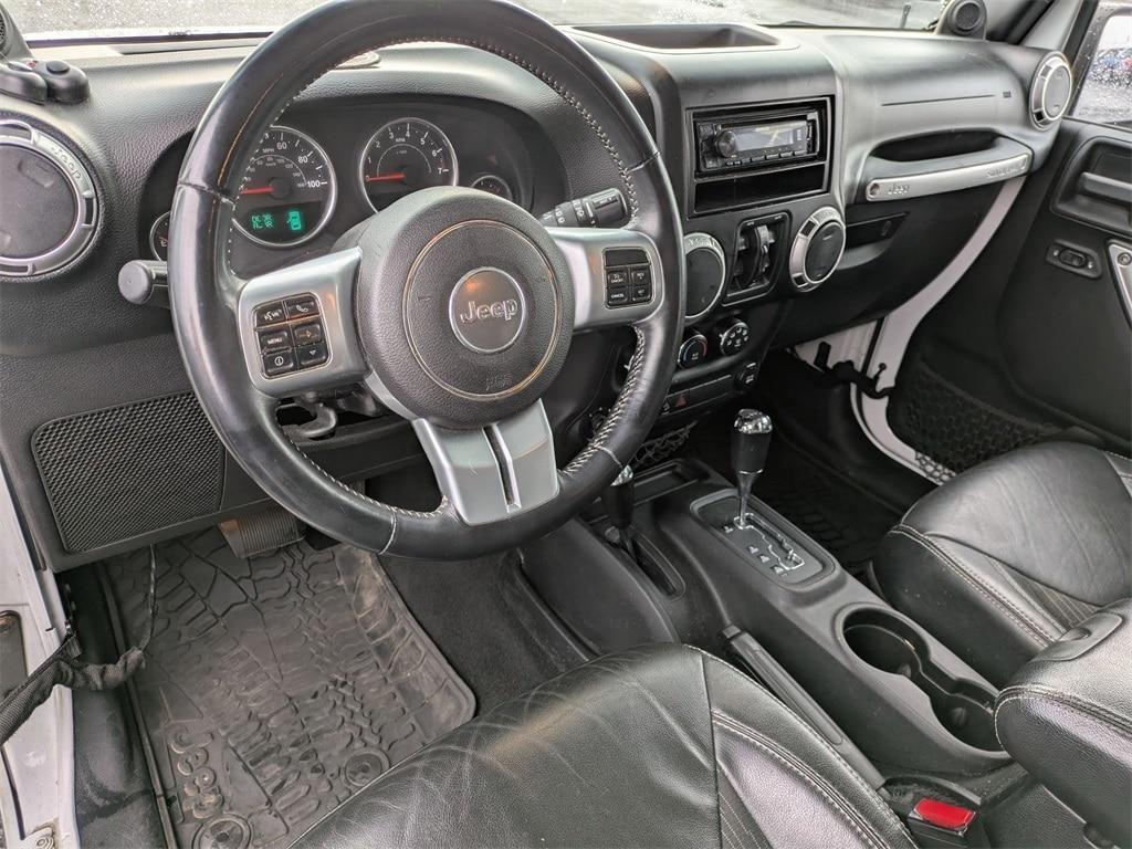 used 2014 Jeep Wrangler Unlimited car, priced at $11,880