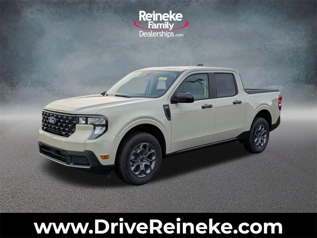 new 2025 Ford Maverick car, priced at $34,032