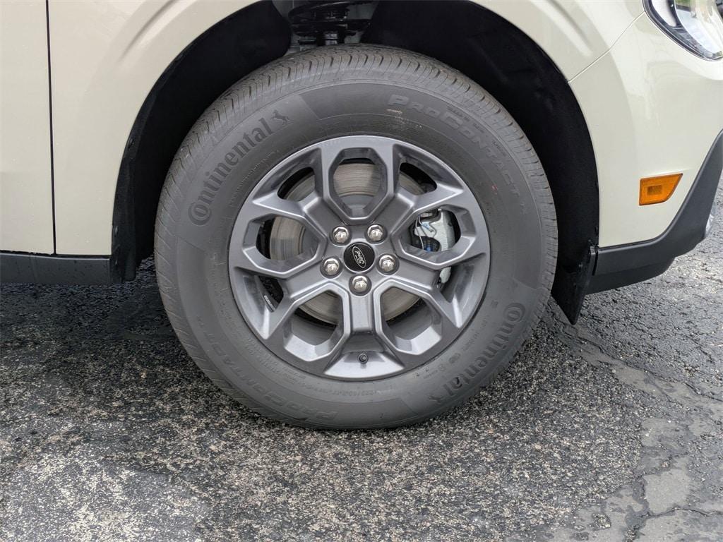 new 2025 Ford Maverick car, priced at $34,032