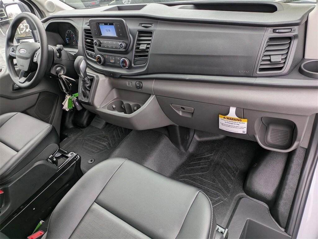 new 2024 Ford Transit-250 car