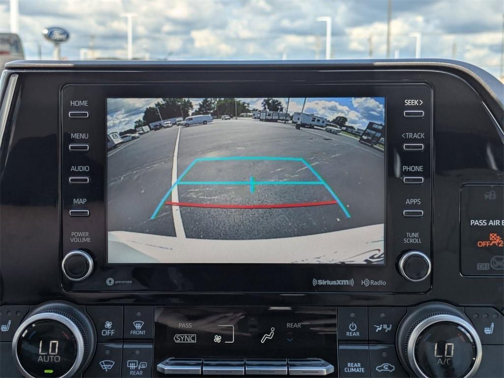 used 2022 Toyota Highlander car, priced at $31,258