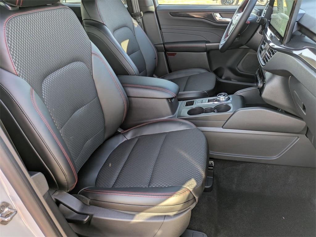 new 2025 Ford Escape car, priced at $33,613