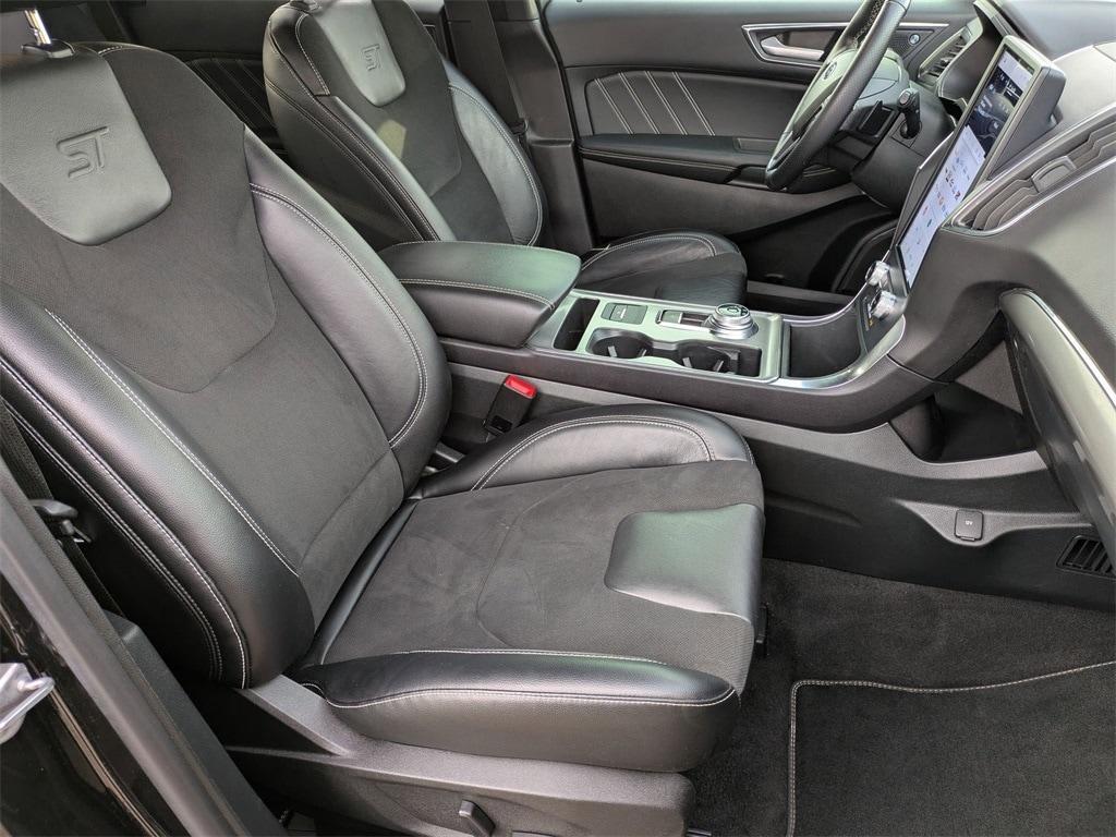 used 2023 Ford Edge car, priced at $28,500