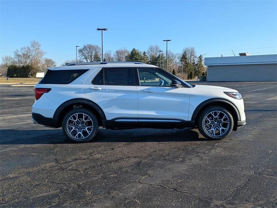 new 2025 Ford Explorer car, priced at $61,455