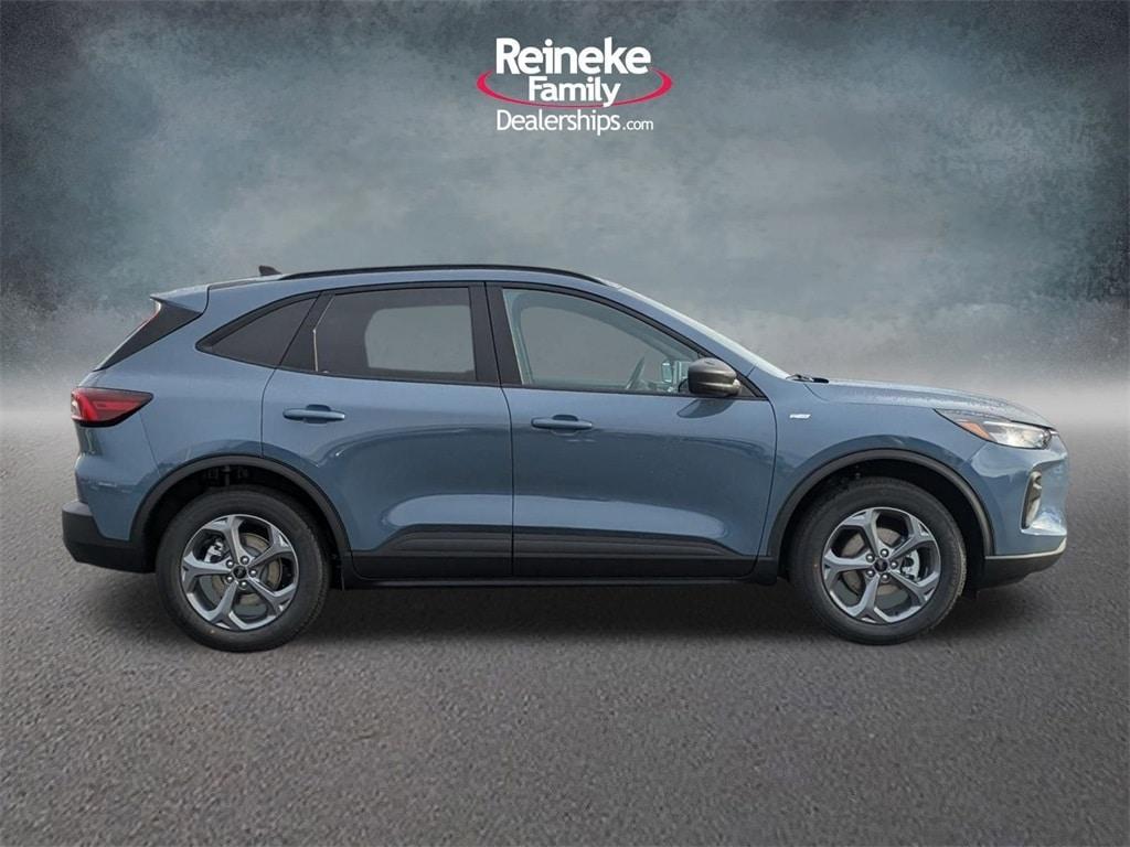 new 2025 Ford Escape car, priced at $30,265