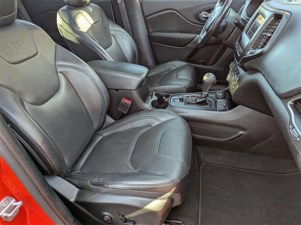 used 2021 Jeep Cherokee car, priced at $19,025