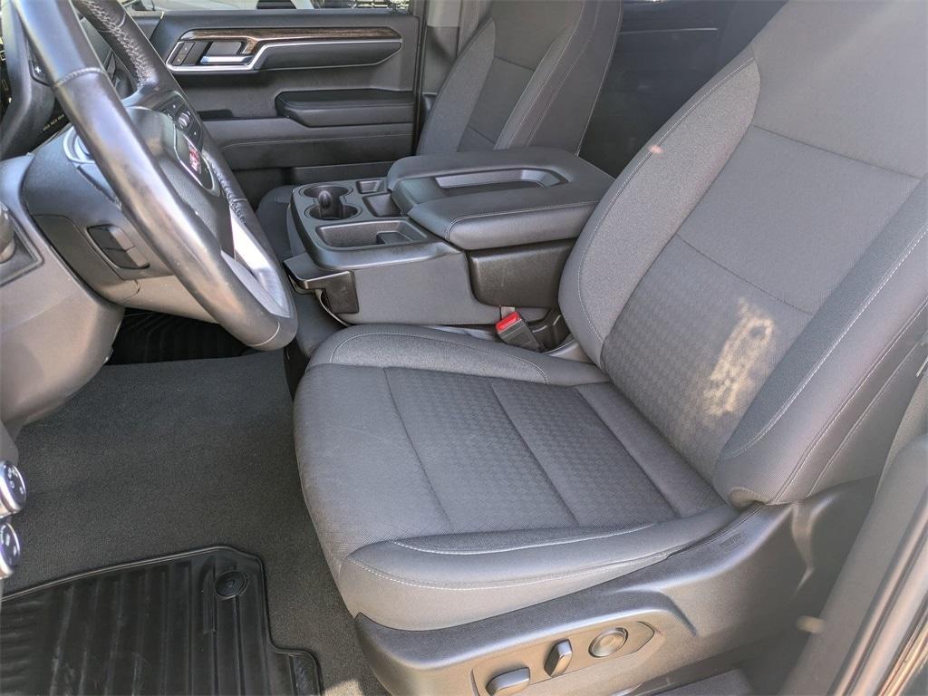 used 2022 GMC Sierra 1500 car, priced at $33,639