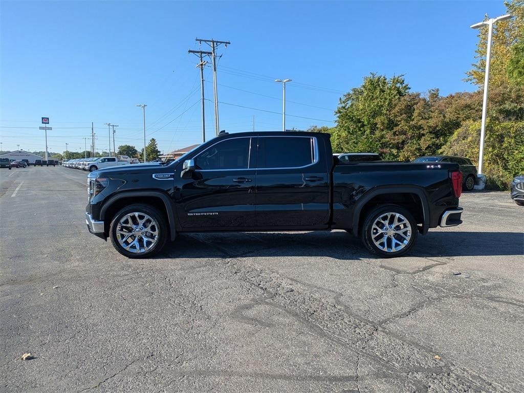 used 2022 GMC Sierra 1500 car, priced at $33,639