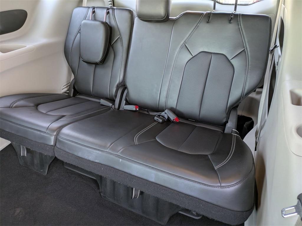 used 2024 Chrysler Pacifica car, priced at $29,518
