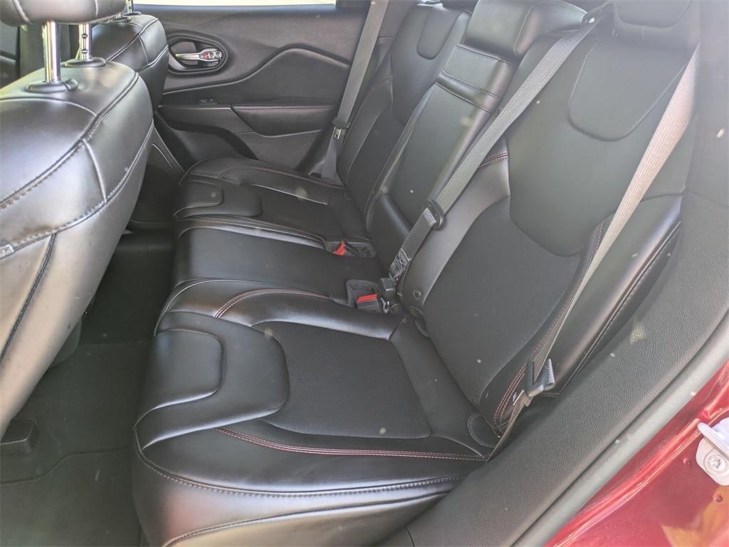 used 2019 Jeep Cherokee car, priced at $15,953