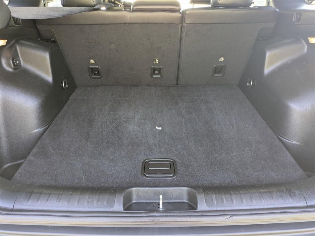 used 2019 Jeep Cherokee car, priced at $15,953