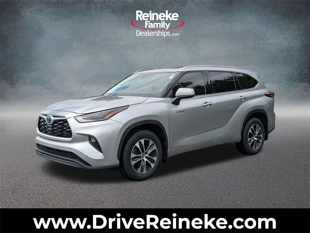 used 2021 Toyota Highlander Hybrid car, priced at $40,351